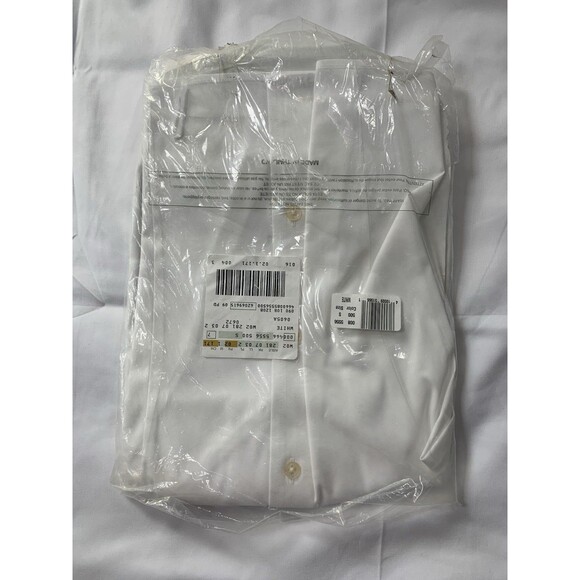 Eddie Bauer Mens Small White Stretch Fit Wrinkle-Resistant Button Up Shirt - Picture 2 of 6